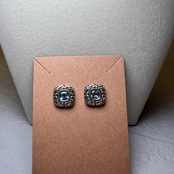 Intricate Silver Earrings with Blue Accents (Believed to be Topaz) - Picture 6 of 7